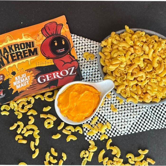 

NEW!! READY!! GEROZ - VARIAN MANIS - MAKRONI NYEREM RASA KEJU NIKMAT BEST SELLER!!