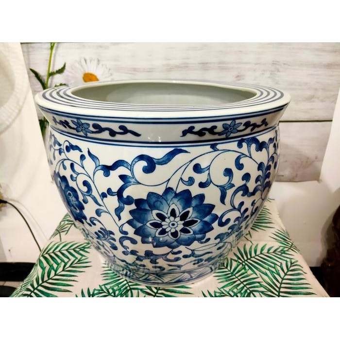 Pot Bunga Keramik Antik Cina Motif Dutch