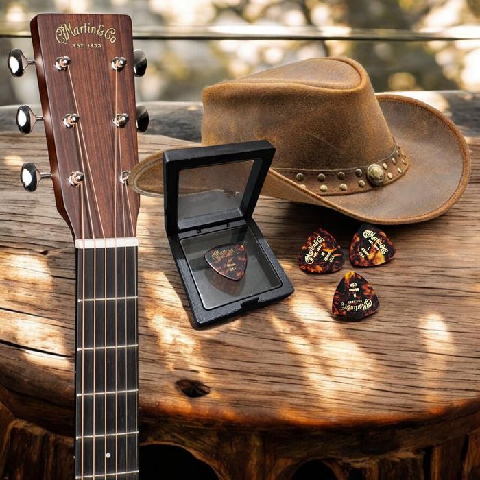 Terlaris Pick Gitar Martin & Co Triangle Original SALE