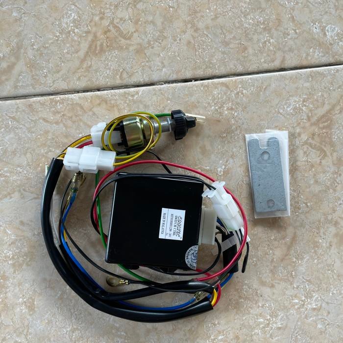 Switch Mitsubishi L200 L-200 + Ampli