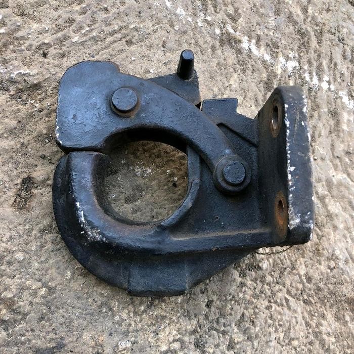 bopel towing mobil universal bekas bagus Car