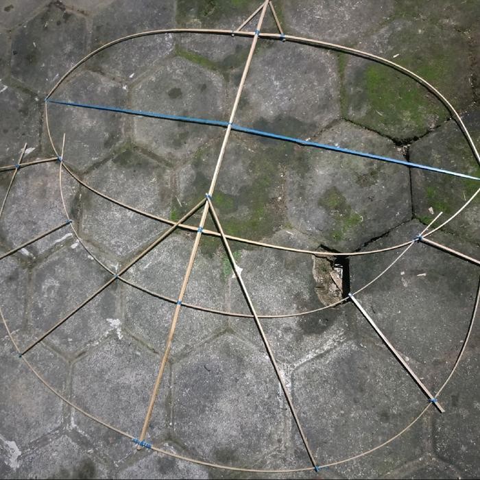 Kerangka Layangan Gapangan Ludoyo (Belum di Rakit)