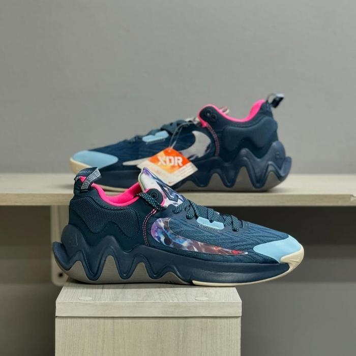 SepatuBasketGiannisImmortality2 Navy Pink Best Seller