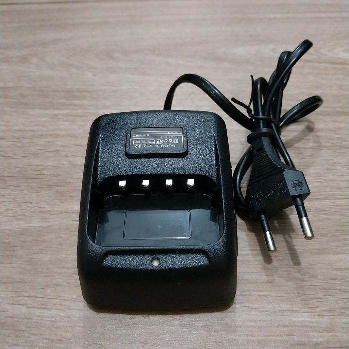 CHARGER HT ORIGINAL BUAT TORIPHONE TP889V WALKIE TALKIE
