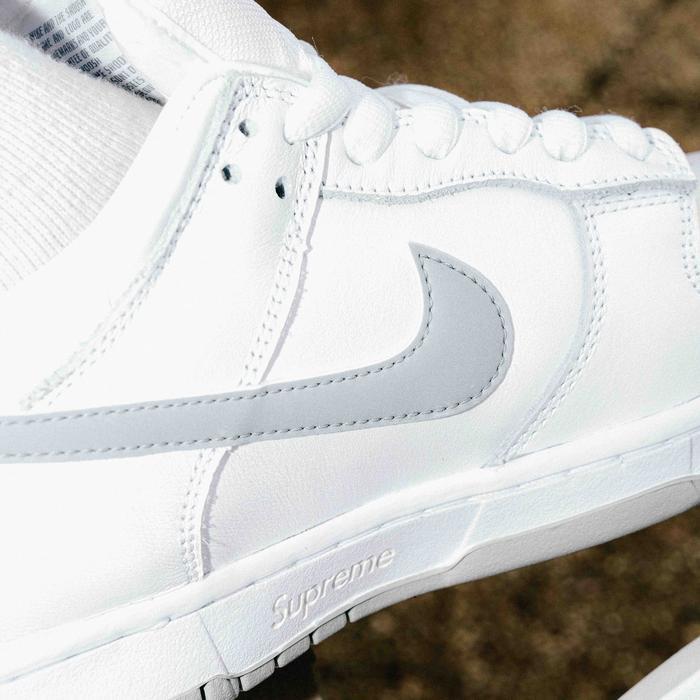SB Dunk Low 94 White llic Sier
