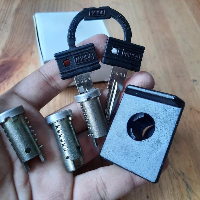 Kunci Set Plus Rumah Laci Box Vespa T5 Excel Px Series P200Xe