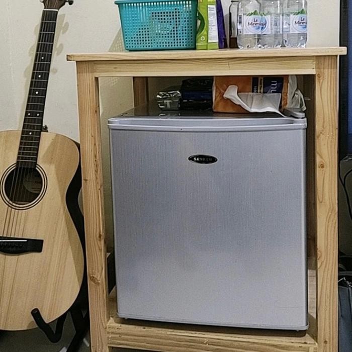 Meja Kulkas Mini Serbaguna
