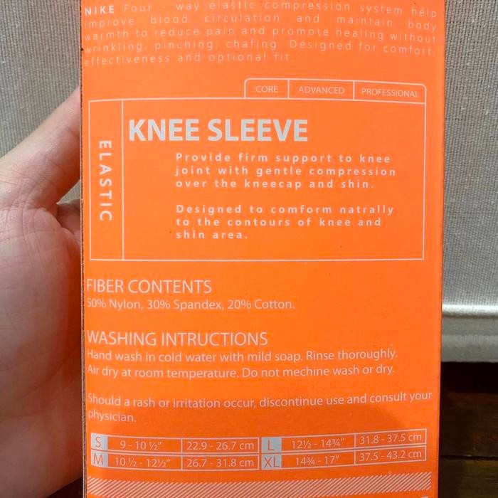 Pelindung Lutut Nike Isi Sepasang - Knee Support Nike - Deker Lutut Terbatas