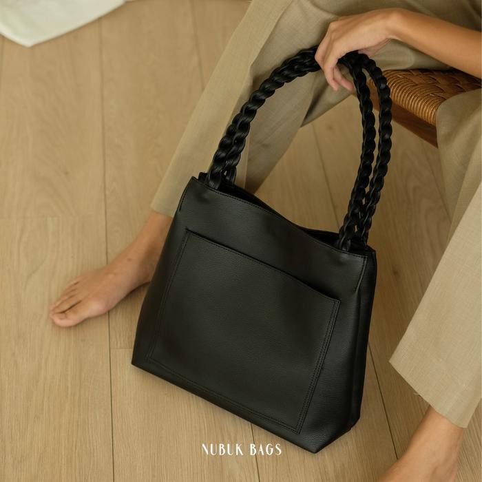 Top Nubuk Bags - Kafka Twirl Shoulder Bag - Tas Bahu Wanita Kulit