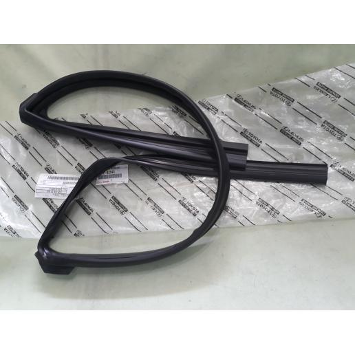 Karet Channel Rush-Terios/Karet Kaca Rush-Terios Asli