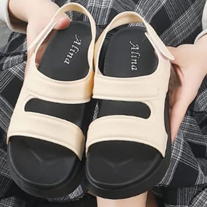 Eiger - Sandal Gunung Tali Velcro Wanita Gnvlcblk Model Simple Tinggi 5Cm
