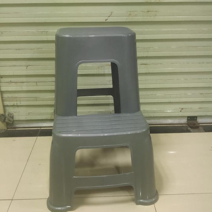 Kursi Tangga Plastik