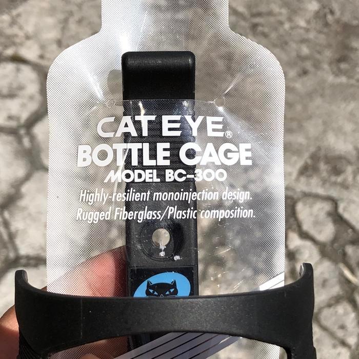 Tempat Botol Minum Bottle Cage Bidon Vintage Cat Eye Bc300 Japan Hitam