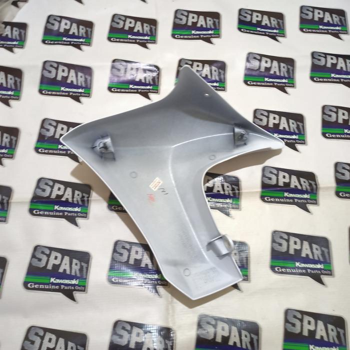 Cover body radiator shroud samping Putih ER6 ER6N Original Kawasaki