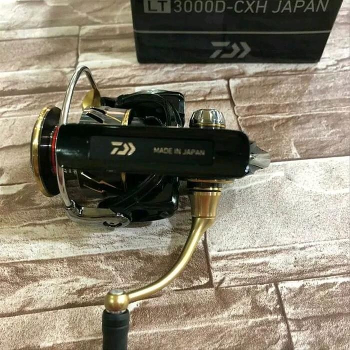 Reel Daiwa Ballistic LT 3000D-CXH Made In Japan
