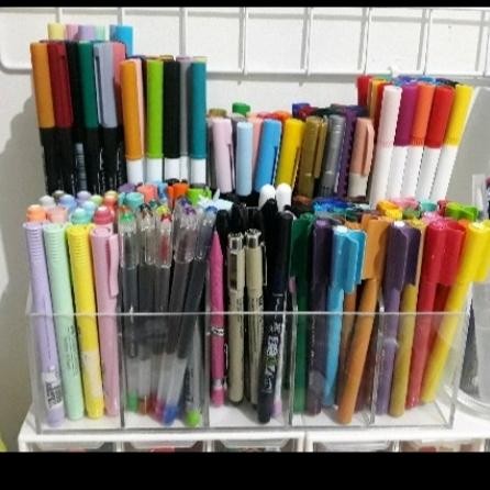 

AKRILIK TEMPAT PULPEN/PENSIL