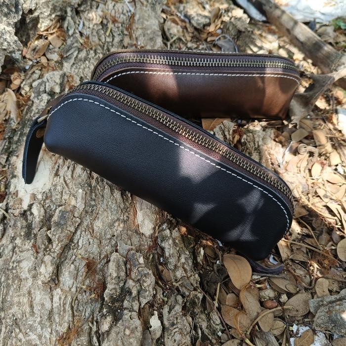 

KOTAK MAKE UP KULIT ASLI TAS KOSMETIK KULIT SAPI /PENCIL BOX /KP-193