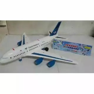 Pesawat Garuda Indonesia / Replika Pesawat Garuda