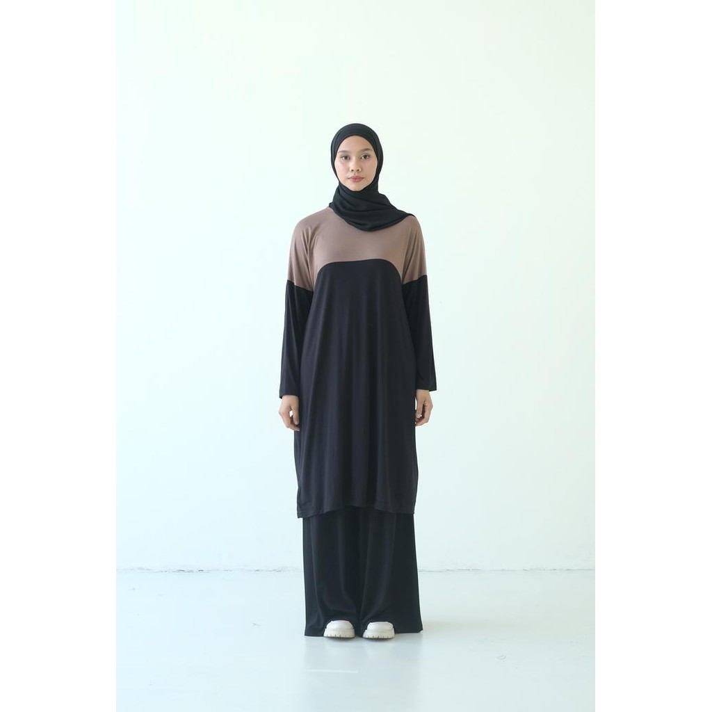 Rashawl Long Quest Top - Rashawl Long Quest Top
