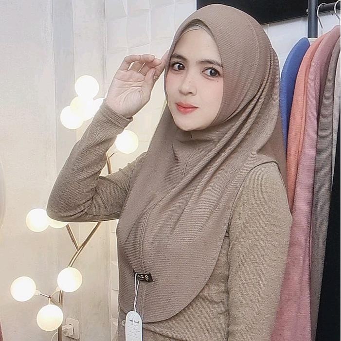 Pilihan- Zain - Lasso M Hijab Bergo Pet Malay Jersey Knit Jilbab Daily Instan Original Zain