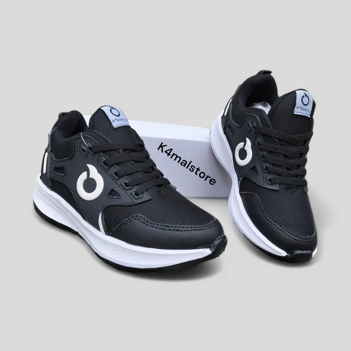 Lotto Shoe - Sepatu Sneakers Pria Wanita Hitam Putih Untuk Sekolah, Olahraga, Running, Dan Kerja -