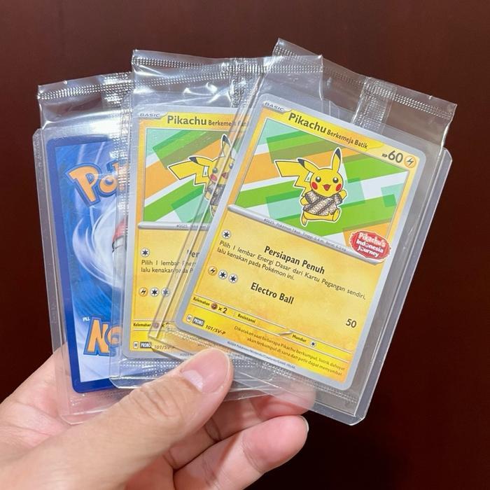 Best Seller 2024 Pokemon Tcg Indonesia - Pikachu Berkemeja Batik V1 - 1Pc Segel Termasuk Toploader