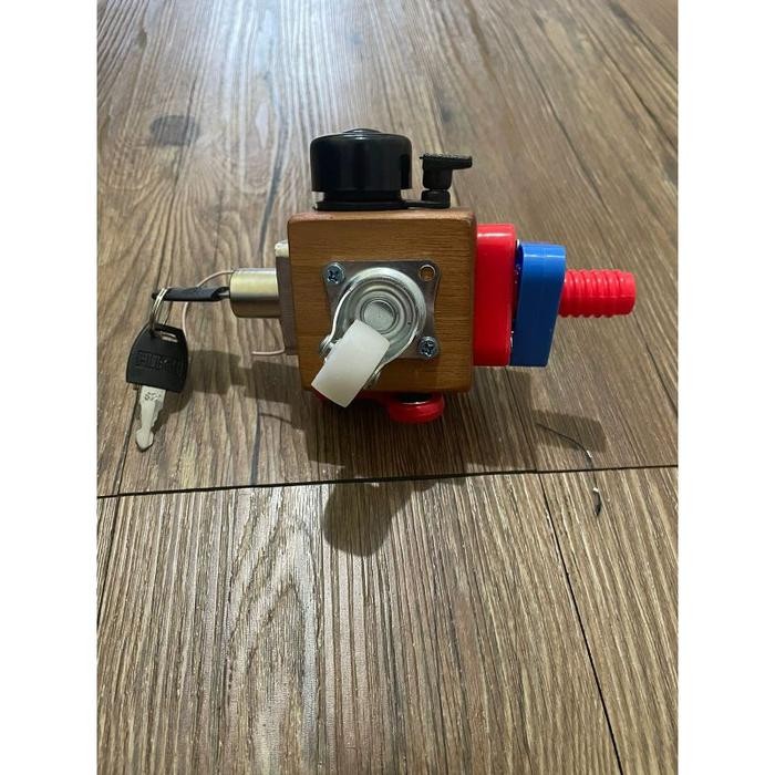 BUSY CUBE SMALL. MAINAN MONTESSORI ANAK