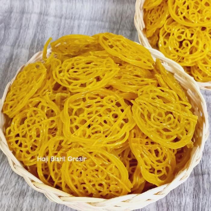 

Pilihan- Kerupuk Mie Kuning Mentah 1Kg Snacks Krupuk Food Masakan Goreng