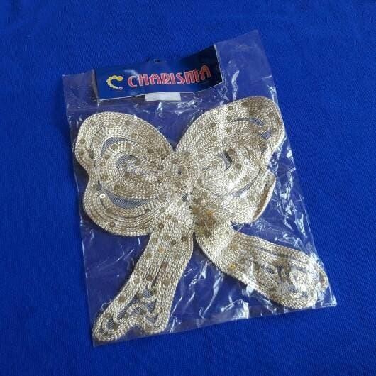 Hiasan Baju Motif Pita Kupu-Kupu Besar