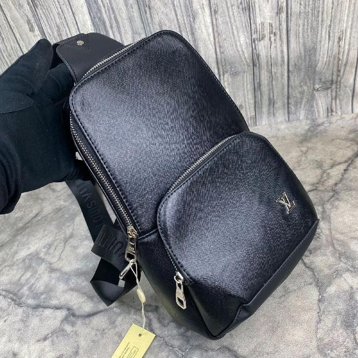 Paling Berkualitas Tas Slingbag Bodybag Pria Lv5006 Black Taiga Import Terlariss 