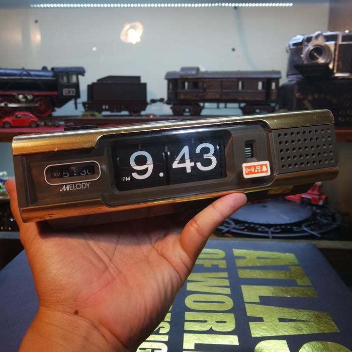 jam meja flip flop lorus japan