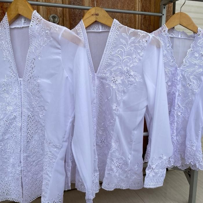 TERLARIS Kebaya Bordir Kartini (Leher V) READY STOCK