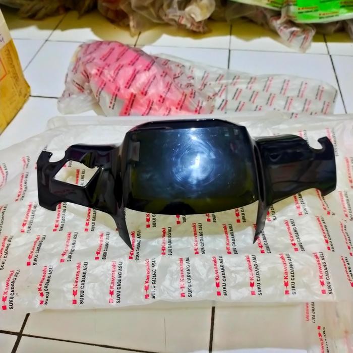 Batok Lampu Kaze R Hitam