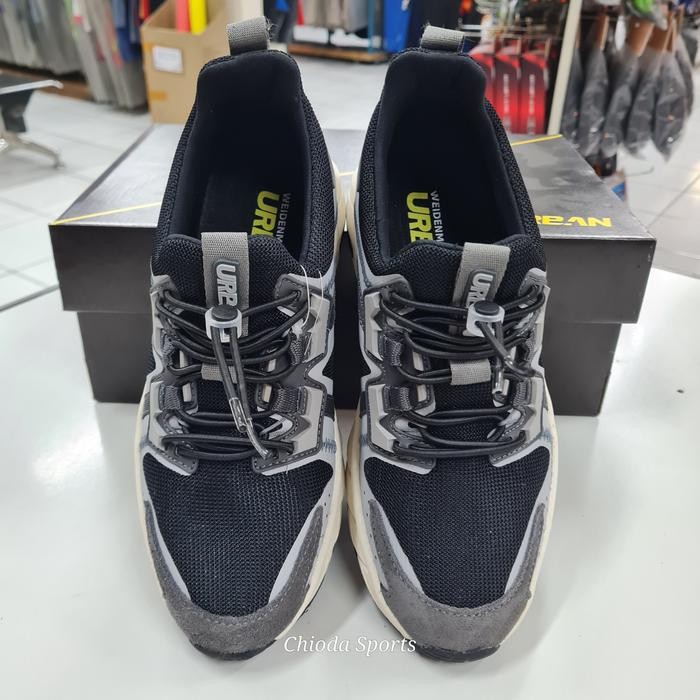 Sepatu Shoes Hiking Gunung Run Running Lari Sport Olahraga Weidenmann Thrive 01 Hitam Original