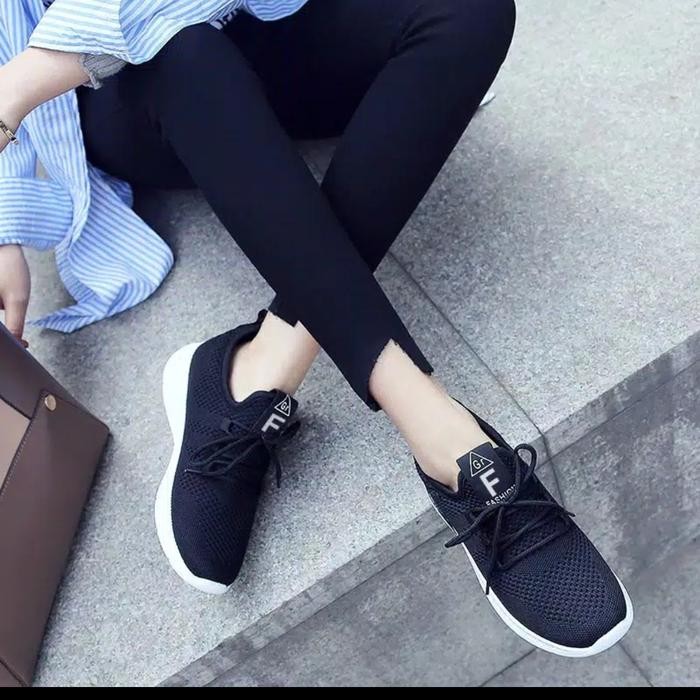 Lotto Shoe - Sepatu Sneakers Wanita Import Original Sepatu Sepeda Running Joging