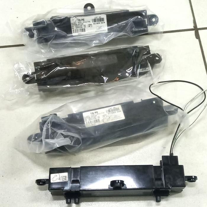 jam mobil Hyundai H1 asli lelangan