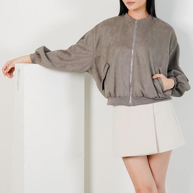 SIAPKIRIM This Is April Atasan Jaket Bomber Suede Wanita Lengan Panjang Picca Outer Grey 60005500