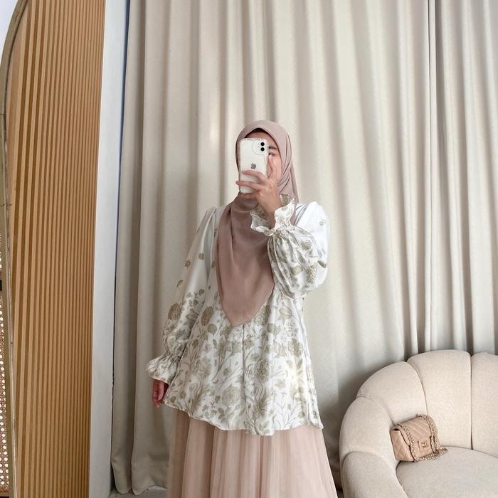 Claudia Pattern Blouse Blouse motif Blouse sateen satin