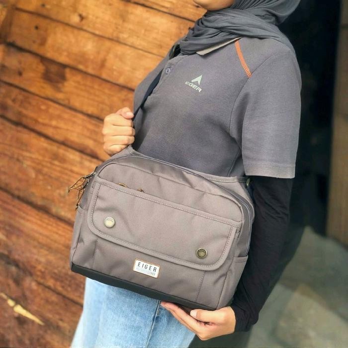 Eiger Base Shoulder Bag 7L Tas Selempang Pria Original