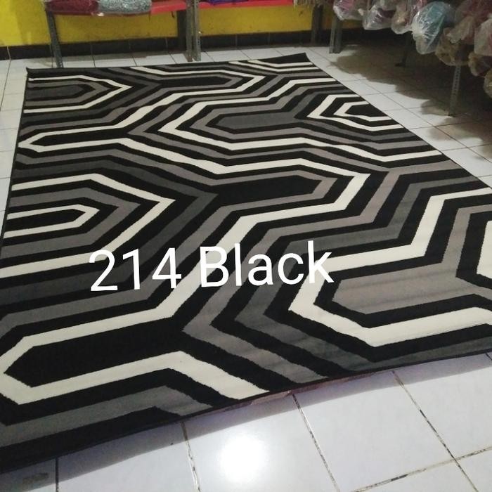 Karpet Permadani Hitam Putih Momento 160x210 cm