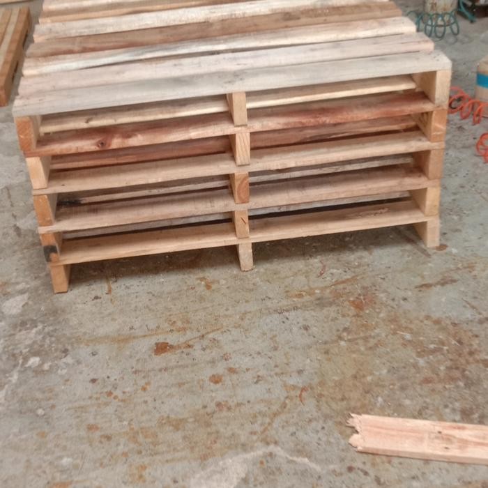 KDM- palet kayu tempat tidur dipan kasur 90x200 120x200 160*200 180x200