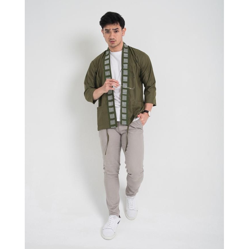 D'Gawan Outer Batik Pria Khata Kimono - Black Pasti Diskon