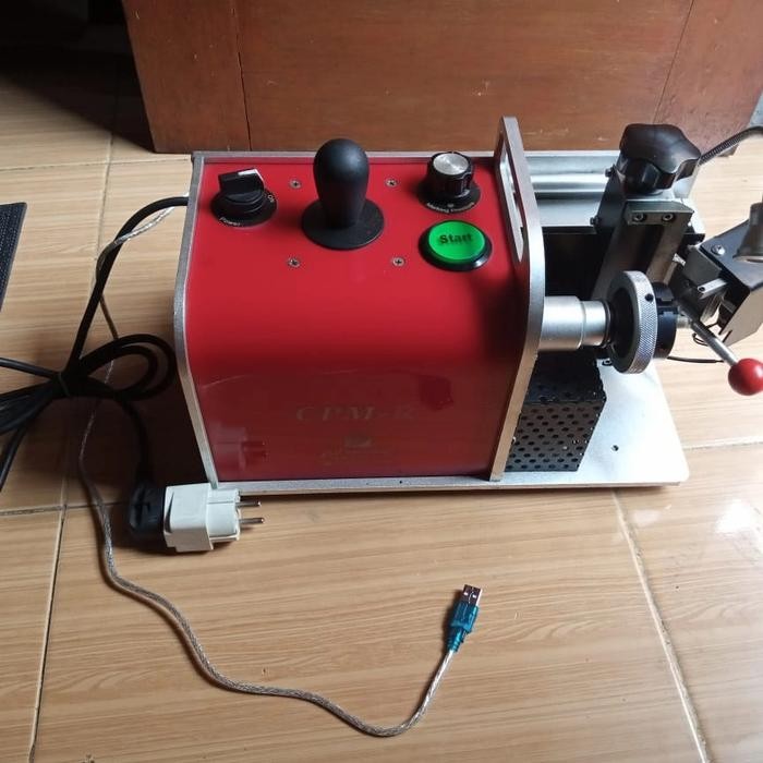 Mesin Grafir jarum Cincin gelang CPM-R Cosmolaser barang lelangan