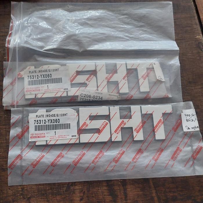 Emblem Toyota Dyna 115HT Original