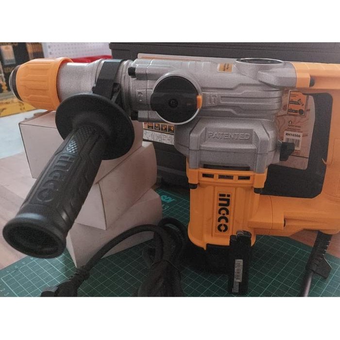 BERKUALITAS Bor Bobok Tembok Beton 26mm 4.5J 1050 watt Rotary Hammer INGCO RH10506