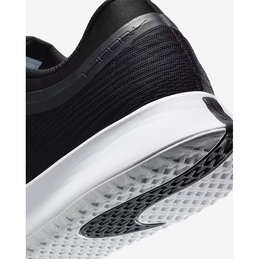 Sepatu Tennis Pria Nike Vapor Pro 3 Men's Hard Court Tenis Shoes Sport - Black/White