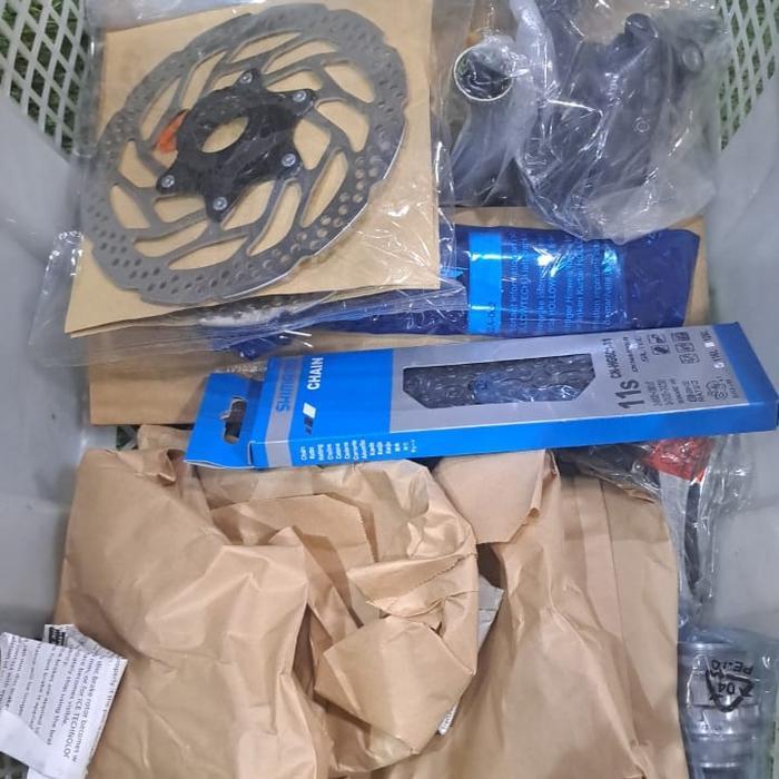 Baru Groupset Shimano 105 R7020 Hydraulic Disc Brake