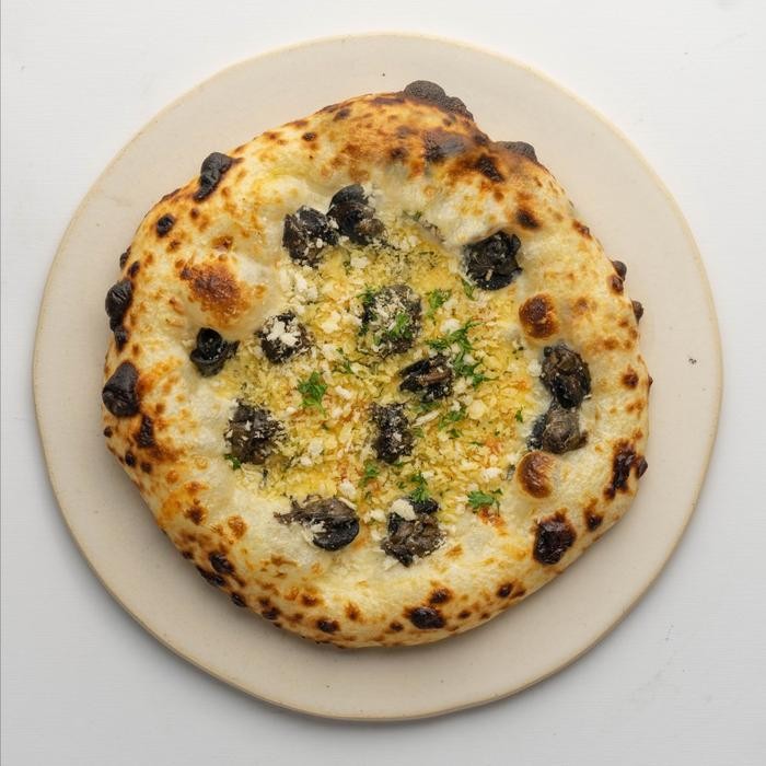 

Pilihan- Oma Elly Kitchen - Escargot Pizza 20Cm