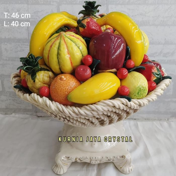 Pajangan Buah keranjang Keramik Capodimonte Italy