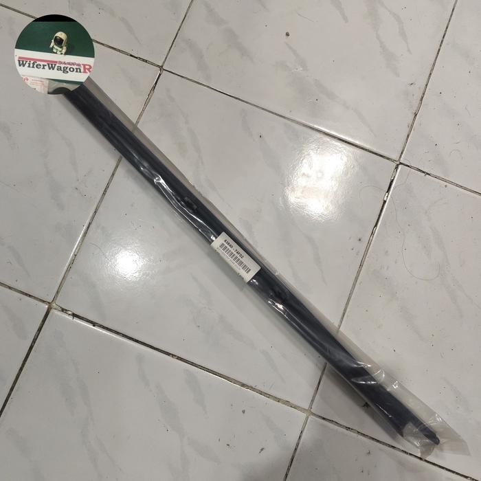 Pelipit kaca bawah weather strip pintu belakang karimun kotak